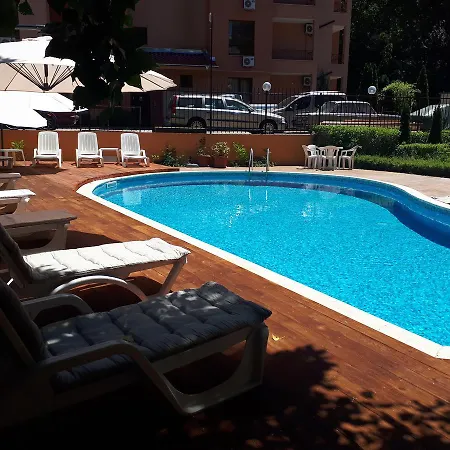 Corsica Lejlighedshotel